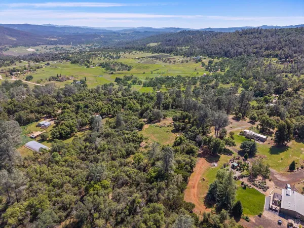 $299,000 | 21168 Jerusalem Grde, Lower Lake, CA 95457