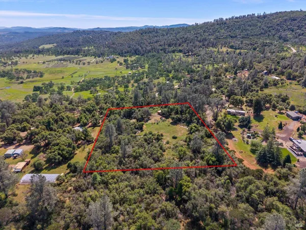 $299,000 | 21168 Jerusalem Grde, Lower Lake, CA 95457