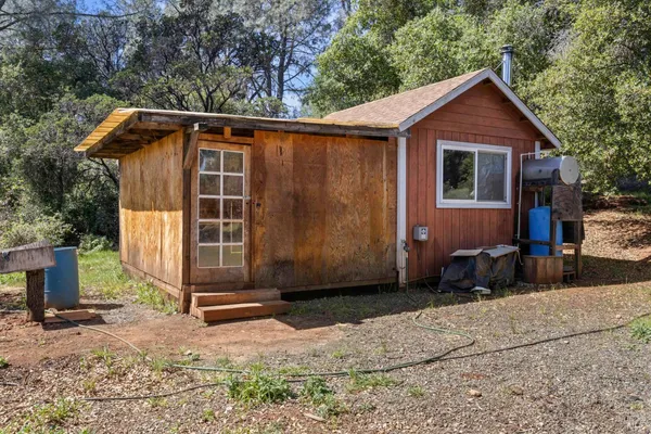 $299,000 | 21168 Jerusalem Grde, Lower Lake, CA 95457