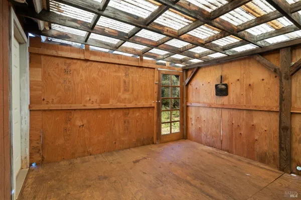 $299,000 | 21168 Jerusalem Grde, Lower Lake, CA 95457
