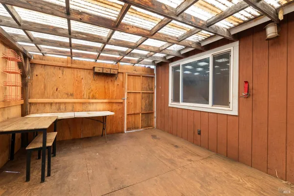 $299,000 | 21168 Jerusalem Grde, Lower Lake, CA 95457