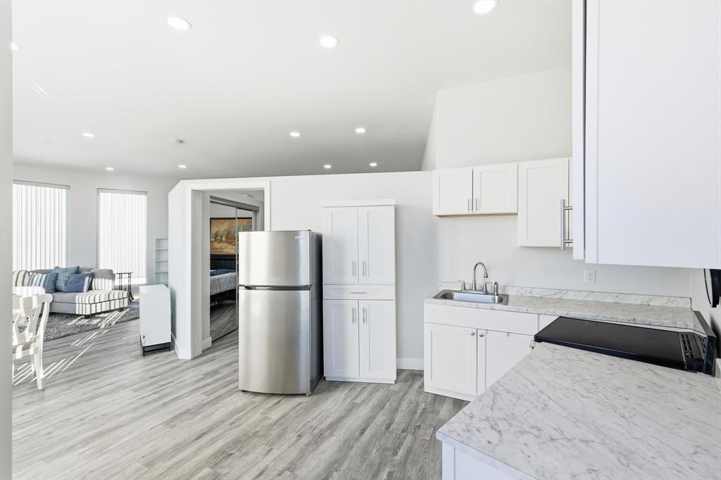 145 ROCK Court Decatur, TX 76234 - Photo 22 of 40 Guest quarters with full kitchen, liv, worksoace and separate bedroom