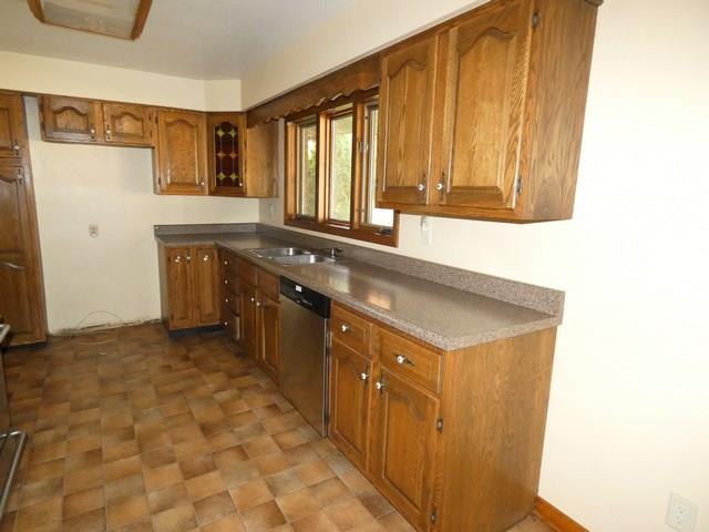 9505 Meadow Road Allison Park, PA 15101 - Photo 13 of 22 Gallery Image 13