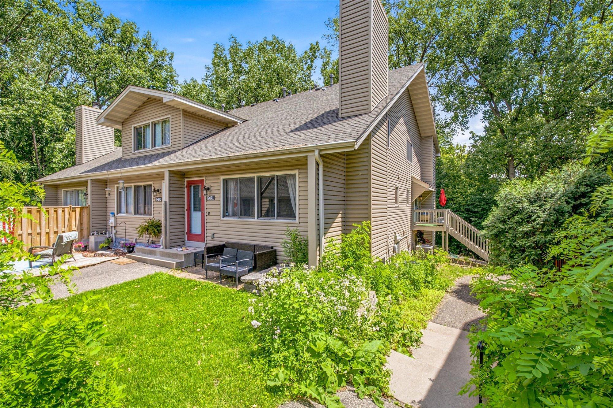 5473 East Brenner Pass Fridley, MN 55432 - Photo 1 of 31