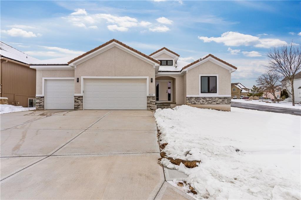 4331 Northeast Park Trails Ct  