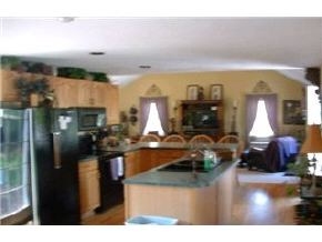 3 Bryant Road Nashua, NH 03062 - Photo 5 of 7