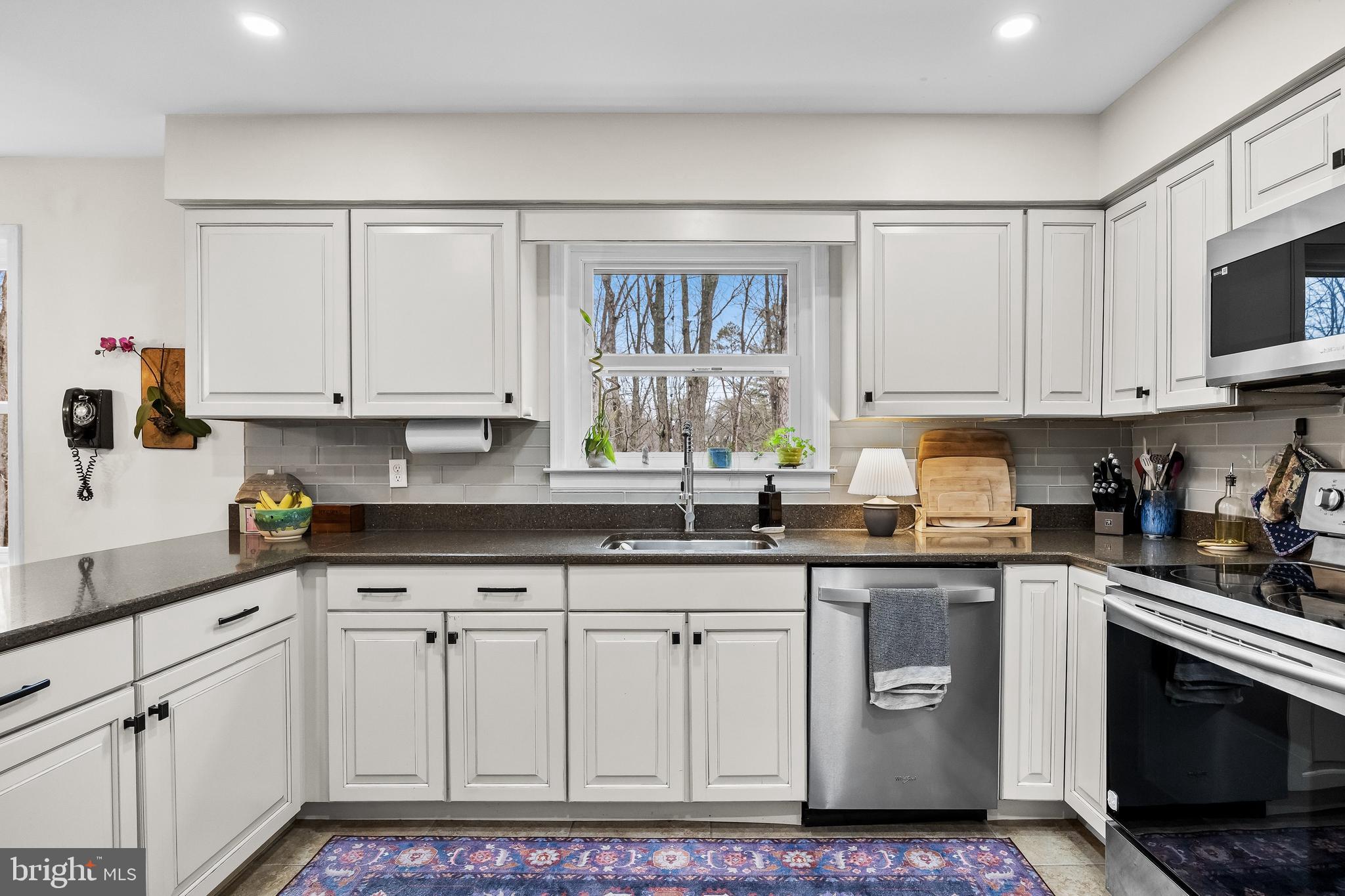 42 Mockingbird Way Medford, NJ 08055 - Photo 14 of 55