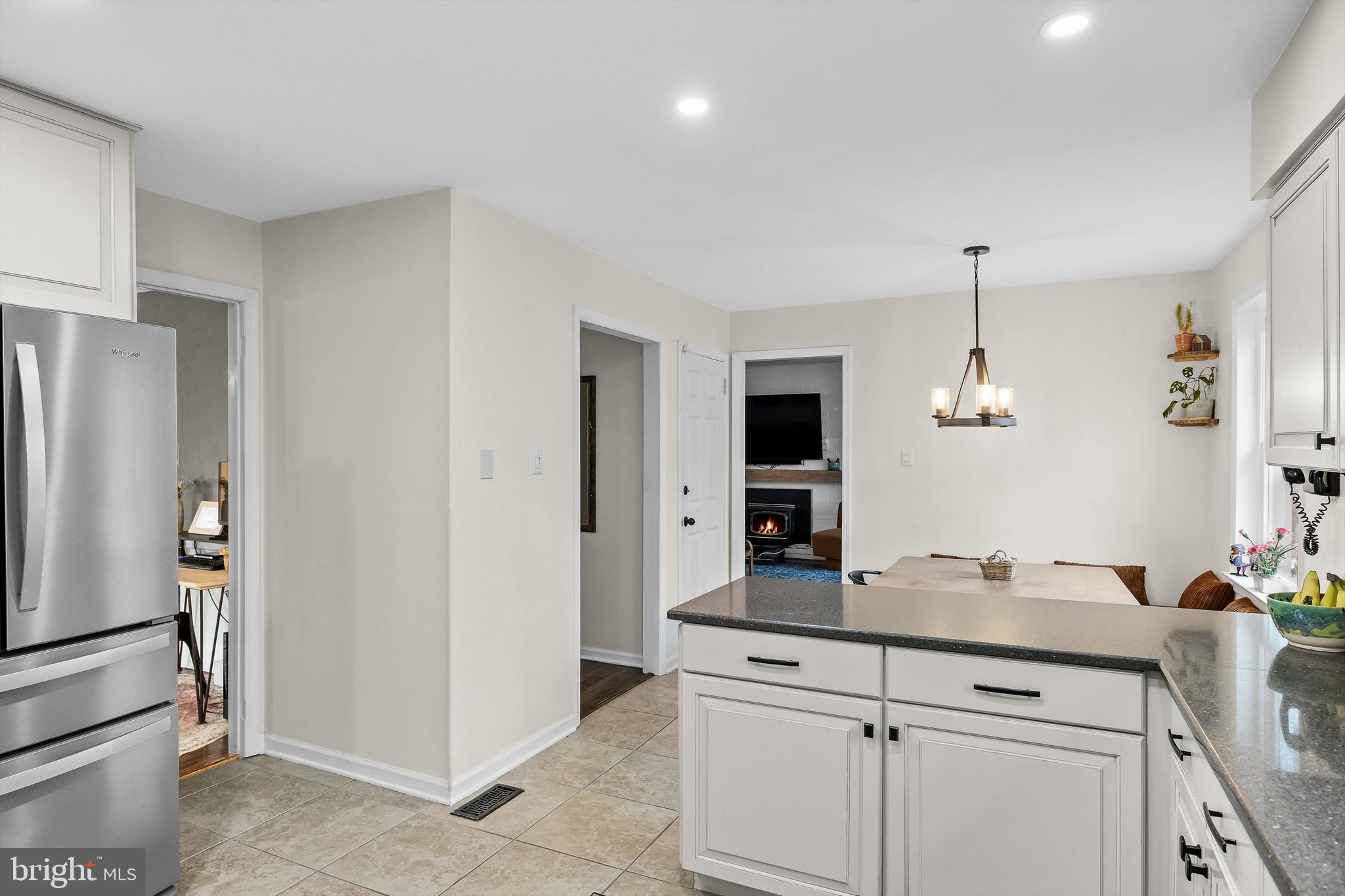 42 Mockingbird Way Medford, NJ 08055 - Photo 15 of 55