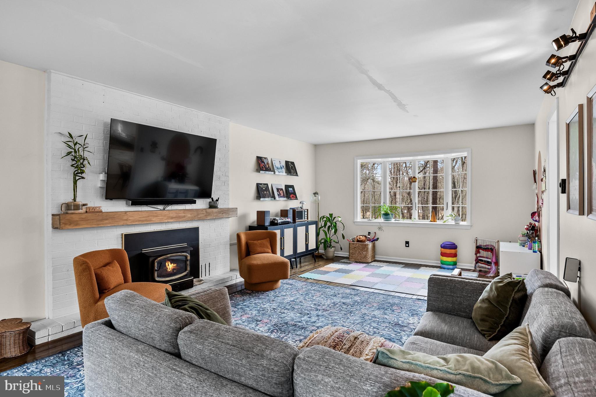 42 Mockingbird Way Medford, NJ 08055 - Photo 8 of 55