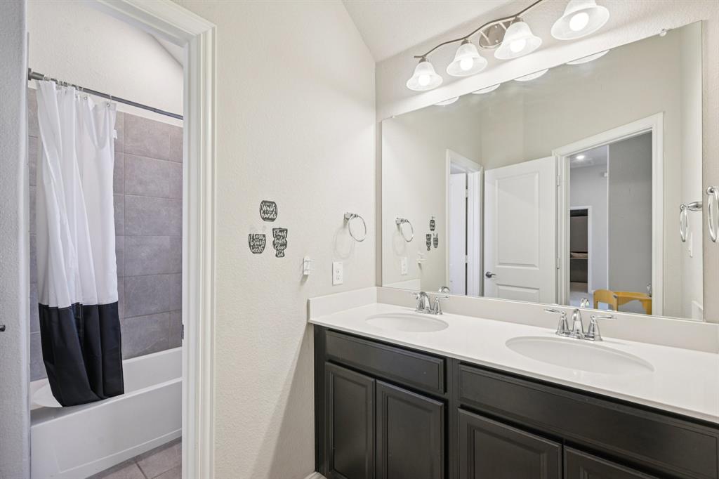 1308 Bailey Lane Allen, TX 75013 - Photo 26 of 39