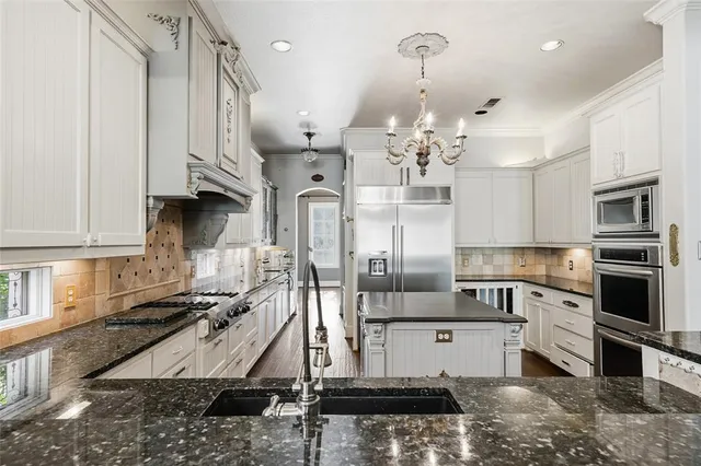 $1,159,800 | 4062 Bunting Avenue, Fort Worth, TX 76107