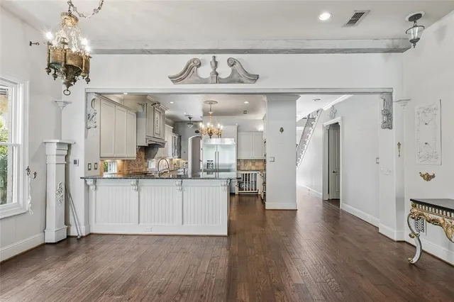 $1,159,800 | 4062 Bunting Avenue, Fort Worth, TX 76107