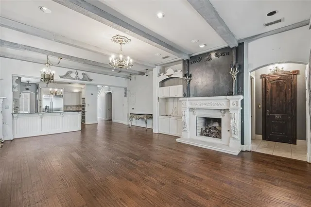 $1,159,800 | 4062 Bunting Avenue, Fort Worth, TX 76107