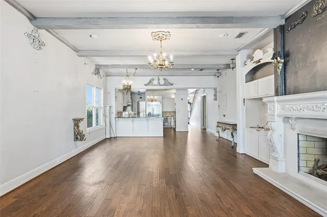 $1,159,800 | 4062 Bunting Avenue, Fort Worth, TX 76107