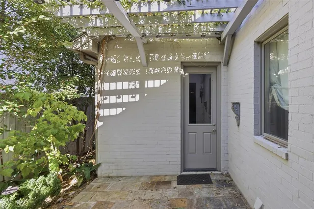 $1,159,800 | 4062 Bunting Avenue, Fort Worth, TX 76107