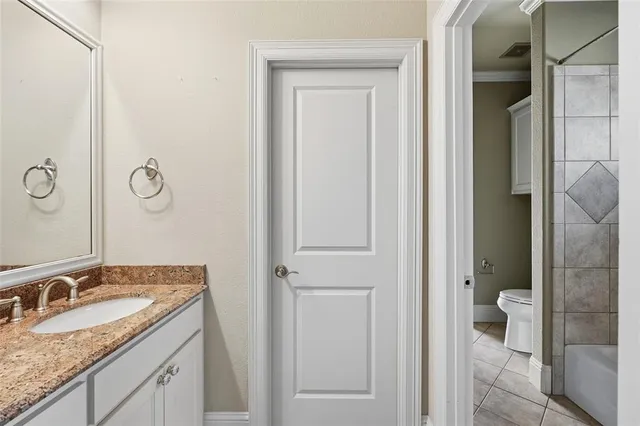 $1,159,800 | 4062 Bunting Avenue, Fort Worth, TX 76107