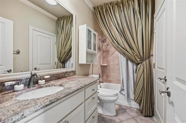 $1,159,800 | 4062 Bunting Avenue, Fort Worth, TX 76107