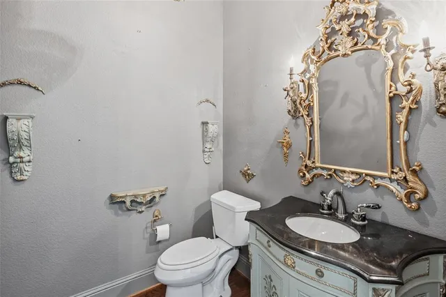 $1,159,800 | 4062 Bunting Avenue, Fort Worth, TX 76107