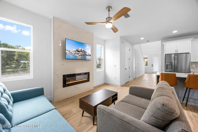 $3,690 | 1905 Stockton Street, Melbourne, FL 32901