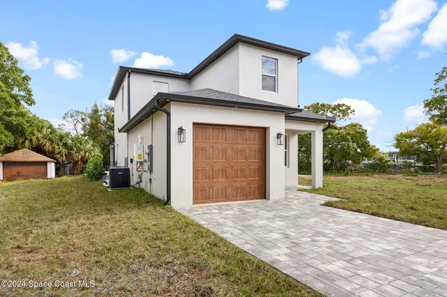 $3,690 | 1905 Stockton Street, Melbourne, FL 32901