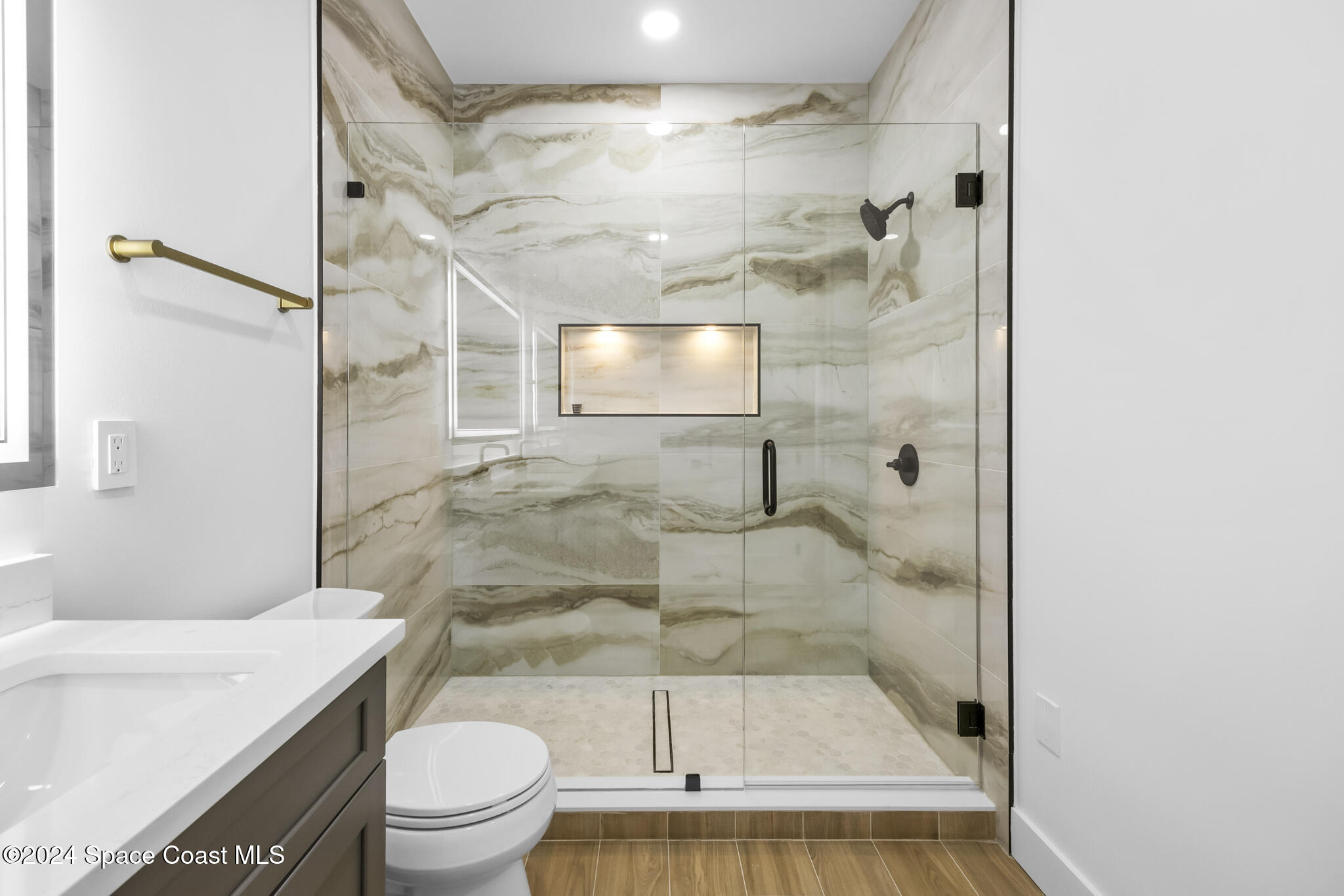 1905 Stockton Street Melbourne, FL 32901 - Photo 36 of 42 Bathroom 3