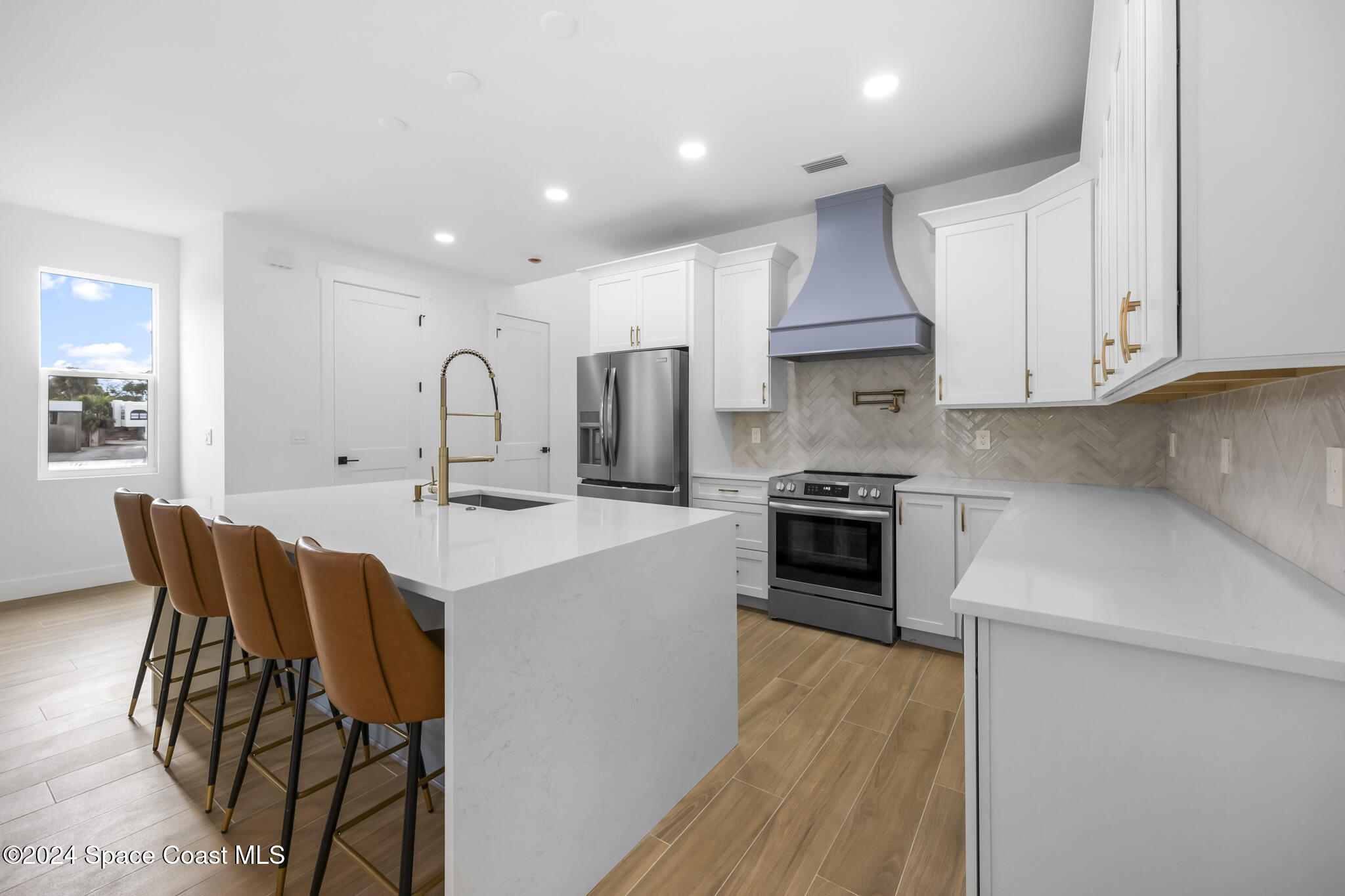 1905 Stockton Street Melbourne, FL 32901 - Photo 6 of 42 Beautiful Kitchen