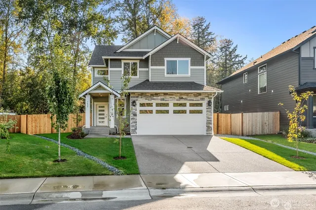 $724,995 | 17302 74th Ave Court East, Puyallup, WA 98375