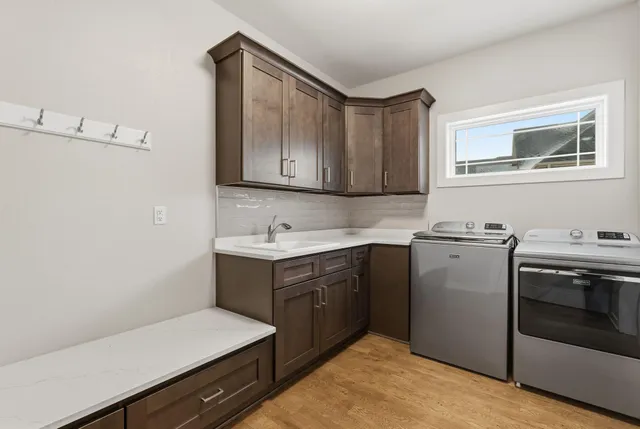 $1,099,000 | W229-n3655 Sterling Court, Pewaukee, WI 53072