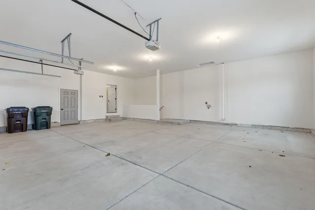 $1,099,000 | W229-n3655 Sterling Court, Pewaukee, WI 53072