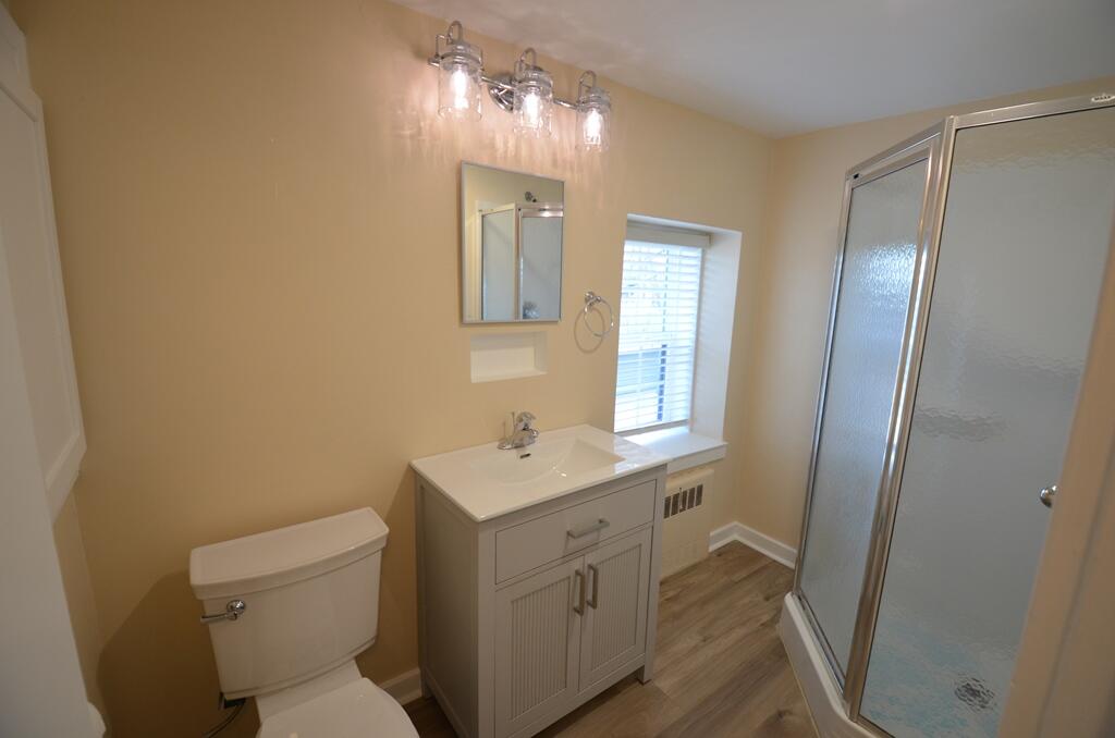 119 South 4th Street Whitewater, WI 53190 - Photo 20 of 33 Upper Bath