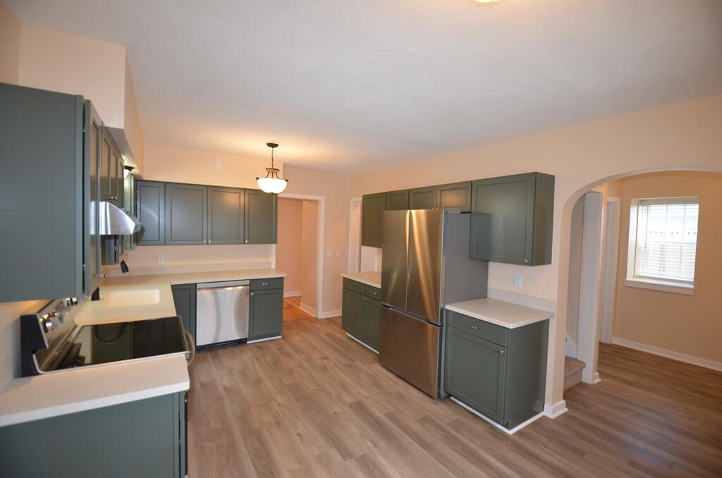 119 South 4th Street Whitewater, WI 53190 - Photo 5 of 33 Kitchen 1
