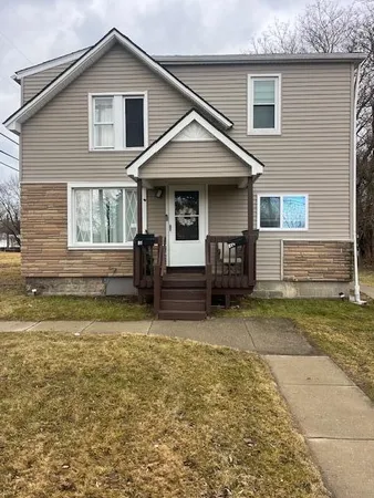 $1,250 | 81 Kibbee Street, Mount Clemens, MI 48043