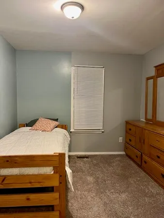 $1,250 | 81 Kibbee Street, Mount Clemens, MI 48043