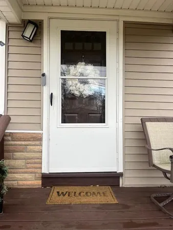 $1,250 | 81 Kibbee Street, Mount Clemens, MI 48043