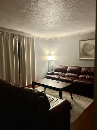 $1,250 | 81 Kibbee Street, Mount Clemens, MI 48043