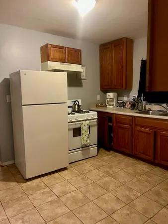 $1,250 | 81 Kibbee Street, Mount Clemens, MI 48043