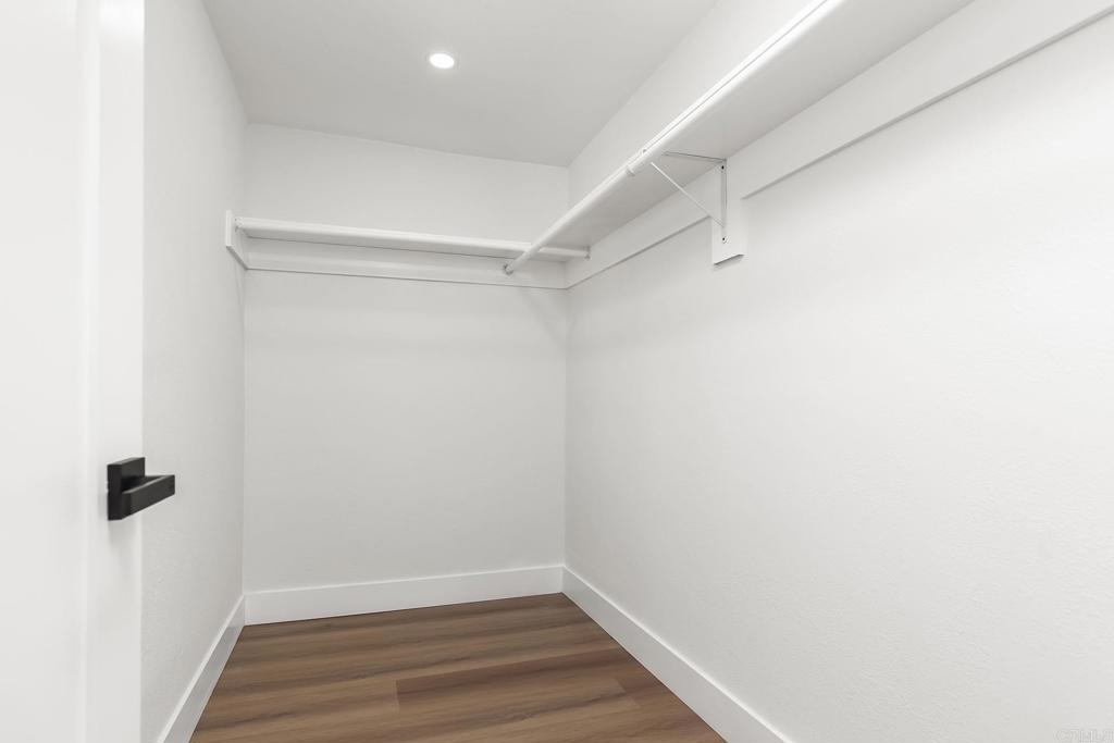 6802 Maury Drive San Diego, CA 92119 - Photo 28 of 44 a view of an empty room