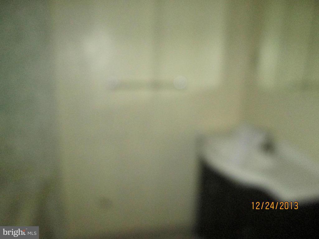 3802 Swann Road Suitland, MD 20746 - Photo 12 of 14 Bath