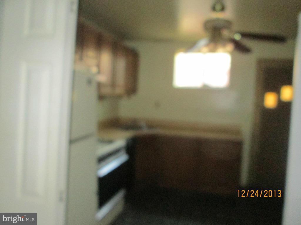 3802 Swann Road Suitland, MD 20746 - Photo 13 of 14 Kitchen