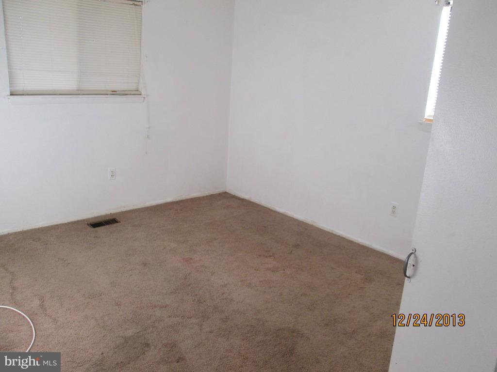 3802 Swann Road Suitland, MD 20746 - Photo 8 of 14 Bedroom