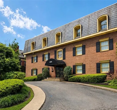$249,900 | 425 North Neville Street, Unit 103, Pittsburgh, PA 15213