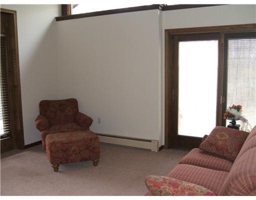162 Lihi Road Darlington, PA 16115 - Photo 11 of 18 Den/Family/Great Room.