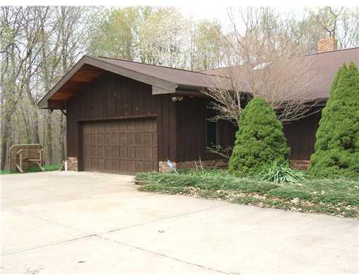 162 Lihi Road Darlington, PA 16115 - Photo 5 of 18 Other. attached garage
