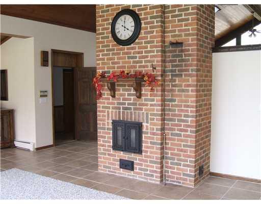 162 Lihi Road Darlington, PA 16115 - Photo 7 of 18 Living Room.