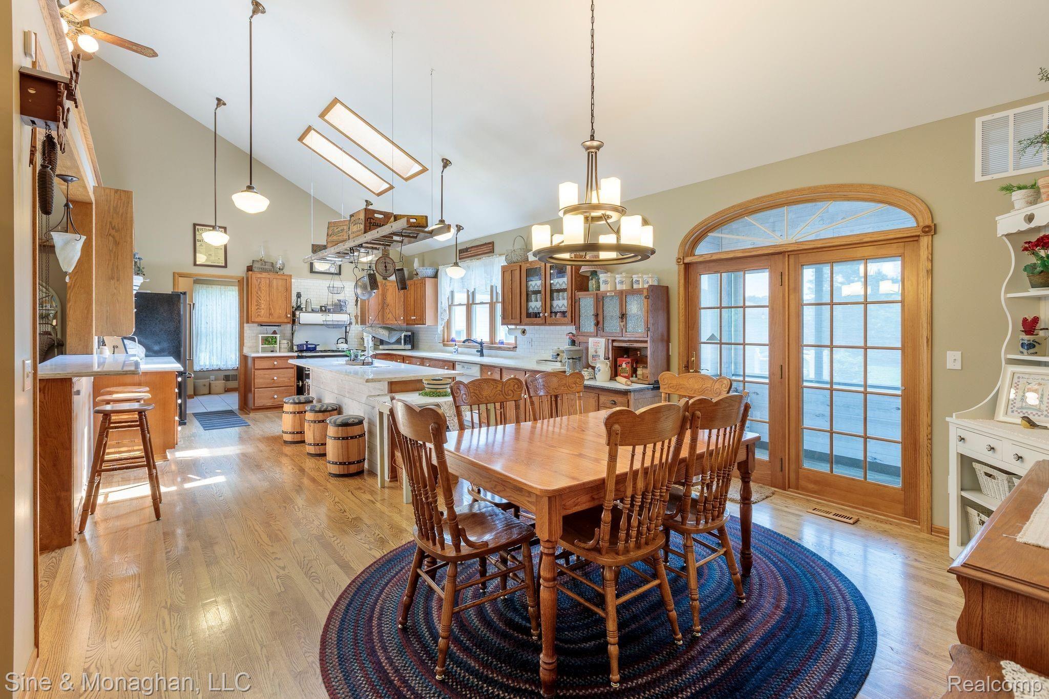 4711 Yankee Road St. Clair, MI 48079 - Photo 10 of 61 4711 Yankee Rd-15.jpg