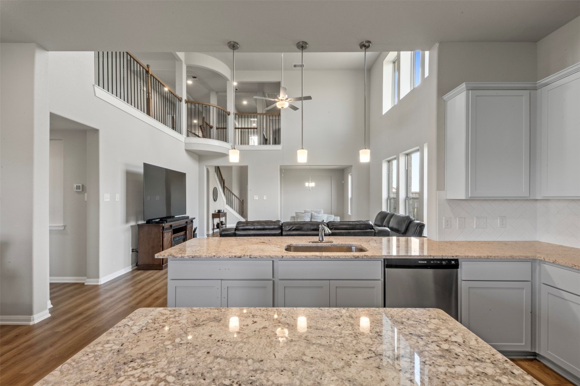 210 Vly Rnch Trail Dayton, TX 77535 - Photo 12 of 50