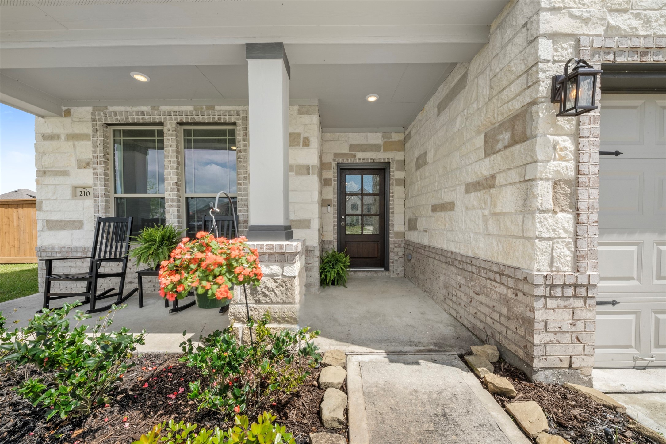 210 Vly Rnch Trail Dayton, TX 77535 - Photo 3 of 50