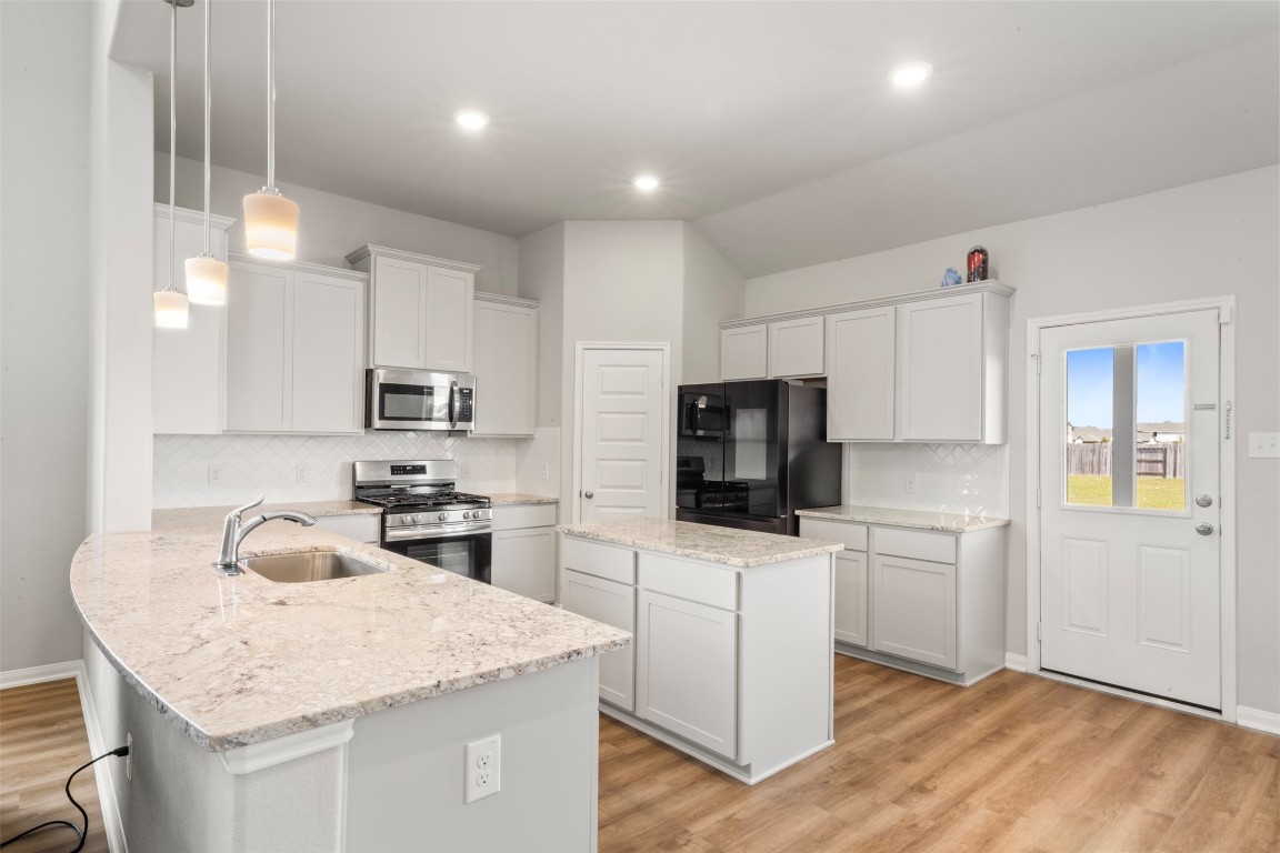 210 Vly Rnch Trail Dayton, TX 77535 - Photo 10 of 50