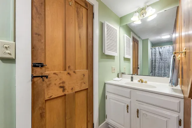 $456,000 | 6 On The Common, Unit 4, Lyme, NH 03768