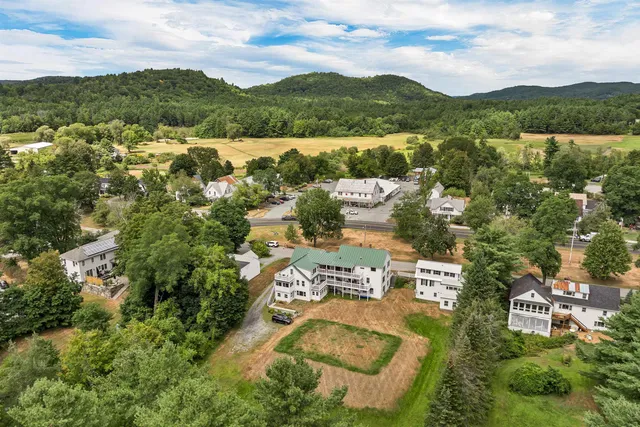 $456,000 | 6 On The Common, Unit 4, Lyme, NH 03768